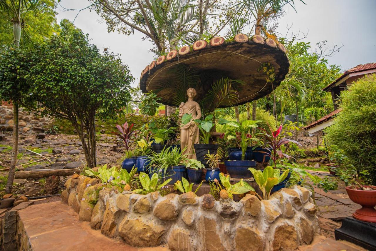Achalaa Resort Kolhapur Eksteriør bilde