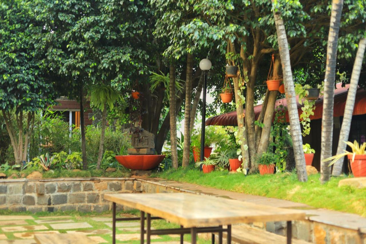 Achalaa Resort Kolhapur Eksteriør bilde