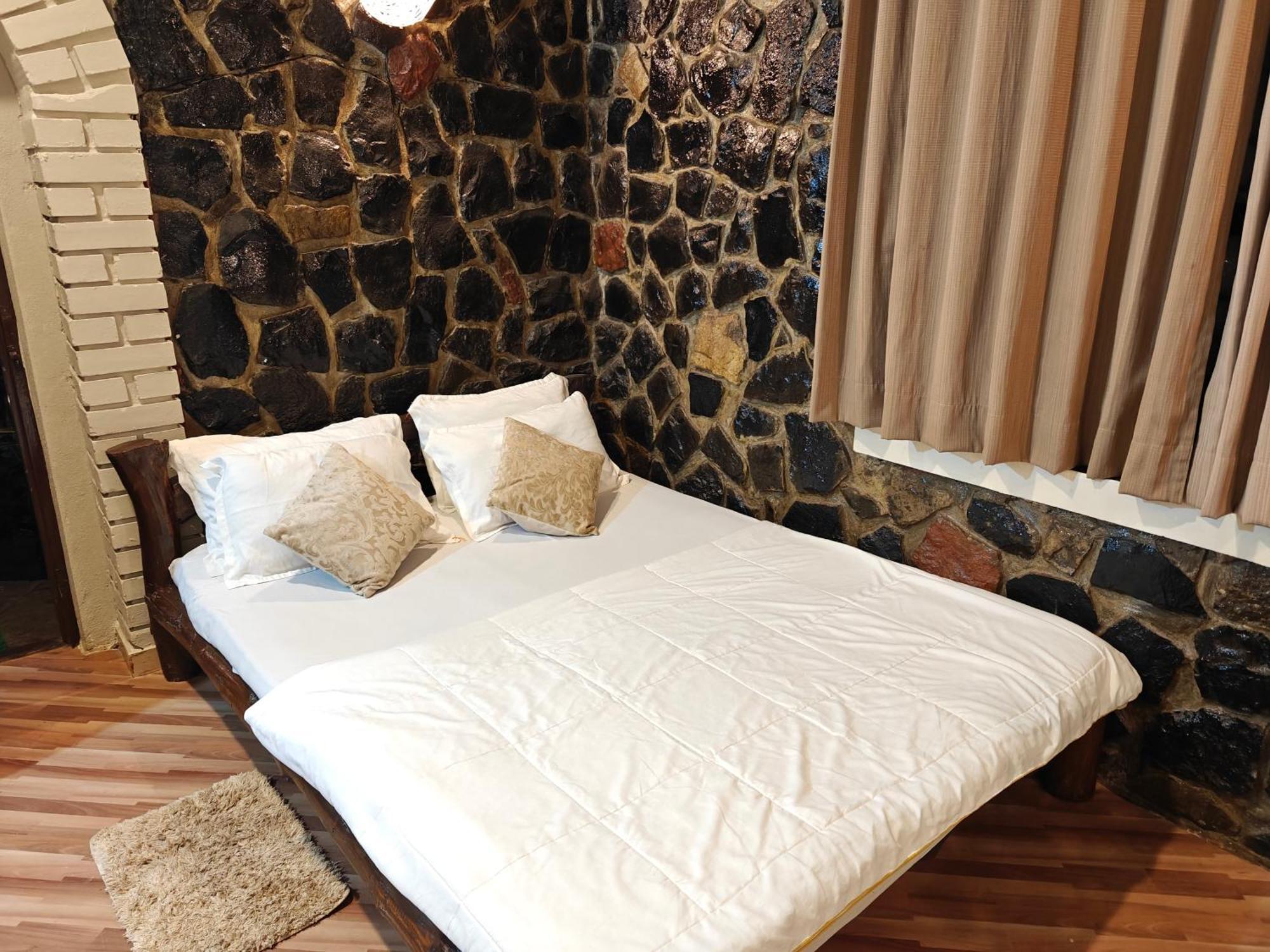 Achalaa Resort Kolhapur Eksteriør bilde